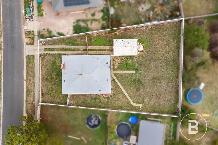 Second view of Homely house listing, 5 Violet Grove, Wendouree VIC 3355