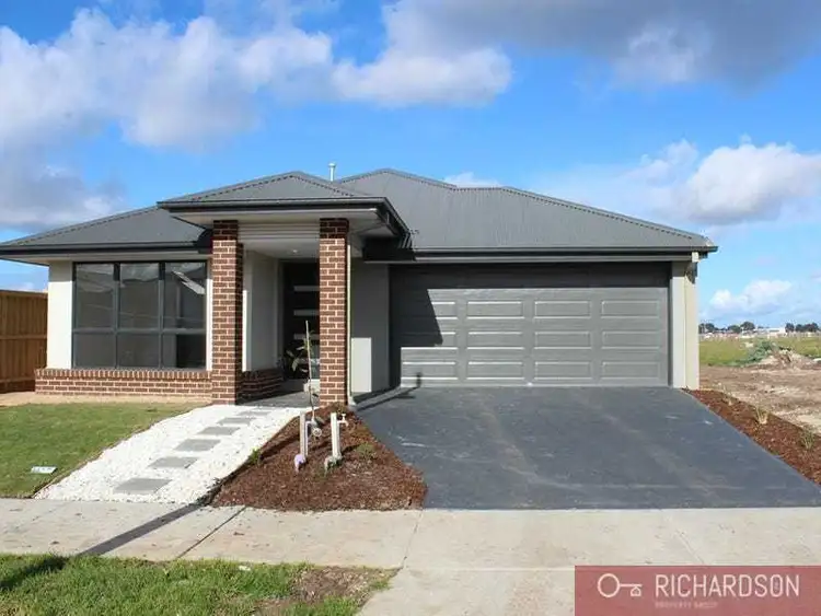 38 Cloudburst Avenue, Wyndham Vale VIC 3024