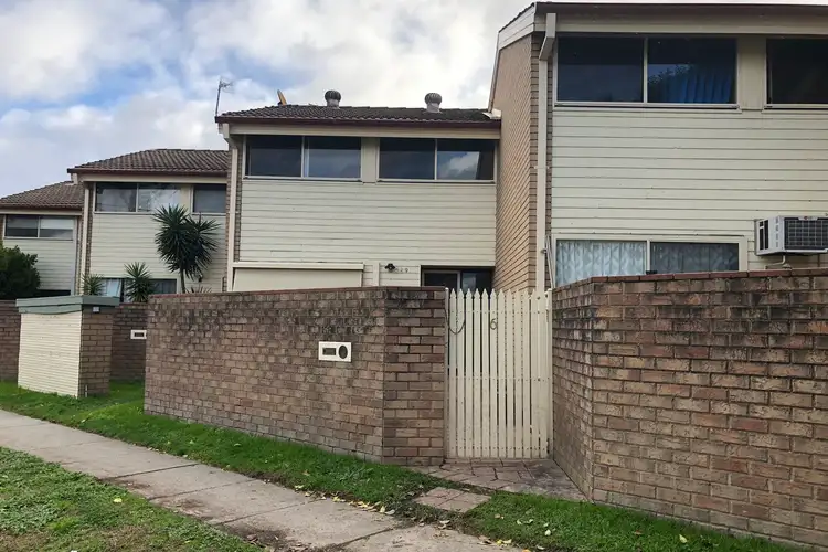 6/429 Griffith Road, Lavington NSW 2641
