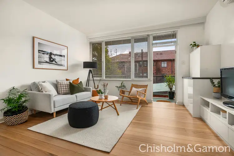 8/209 Brighton Road, Elwood VIC 3184