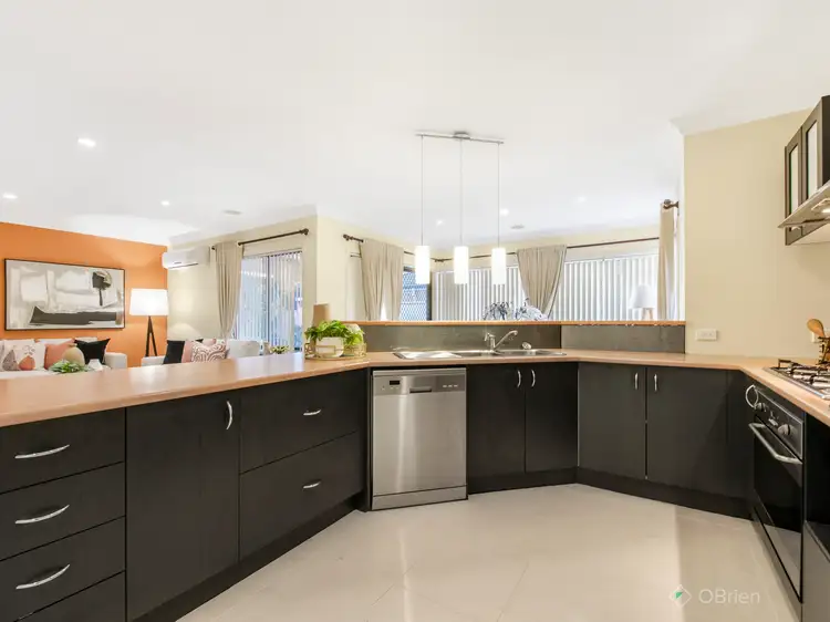 Fifth view of Homely house listing, 3 Viewpoint Place, Berwick VIC 3806