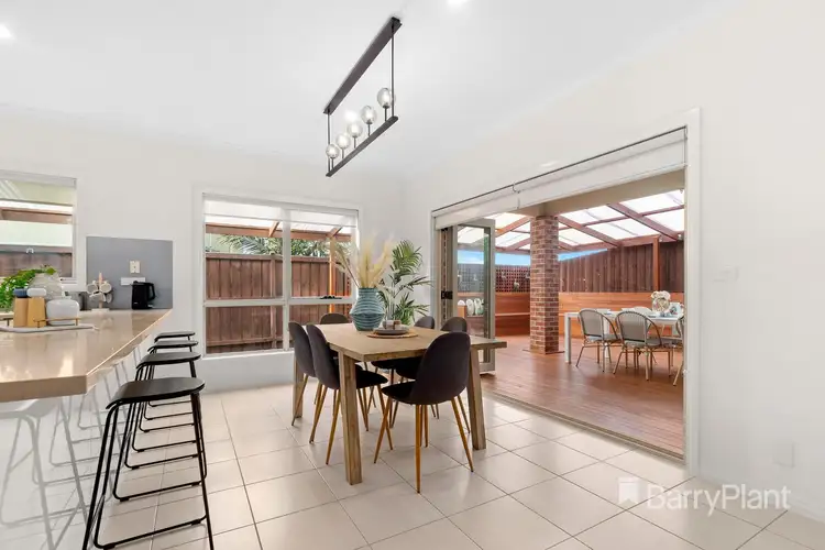 Fifth view of Homely house listing, 8 Belinda Court, South Morang VIC 3752
