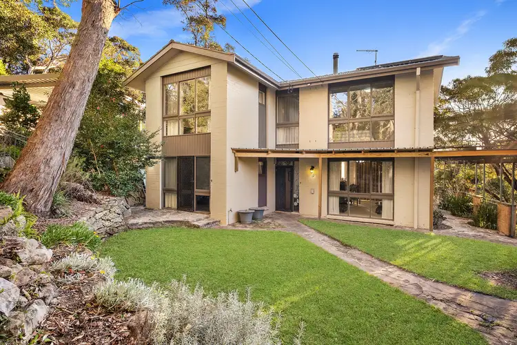 12 Joycelyn Close, Hornsby Heights NSW 2077