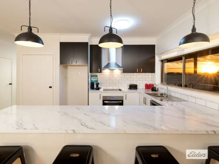 Fifth view of Homely house listing, 10 Craig Drive, Bellbridge VIC 3691