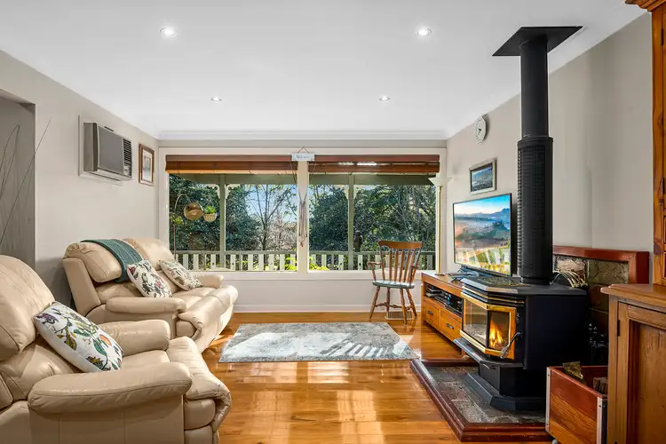 Fifth view of Homely house listing, 8 Sunninghill Avenue, Burradoo NSW 2576