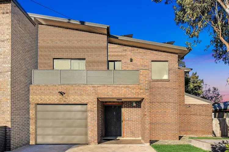 43 Budgeree Road, Toongabbie NSW 2146