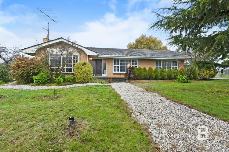 42 Howe Street, Miners Rest VIC 3352