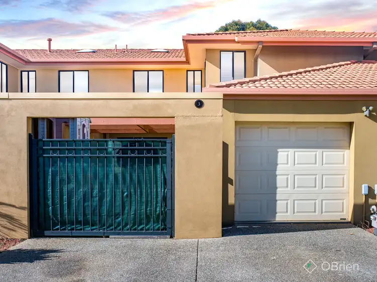 3/553-555 Melton Highway