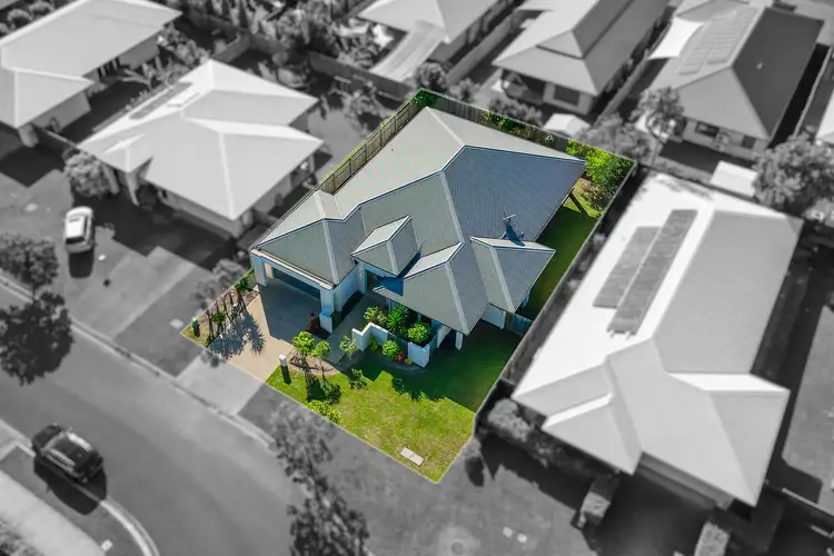 17 Starcke Trail, Smithfield QLD 4878