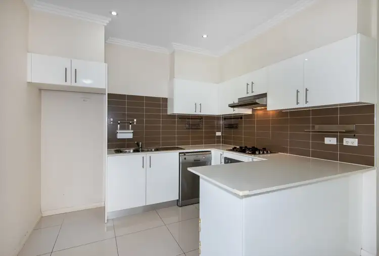 Second view of Homely villa listing, 3/181 Targo Road, Girraween NSW 2145
