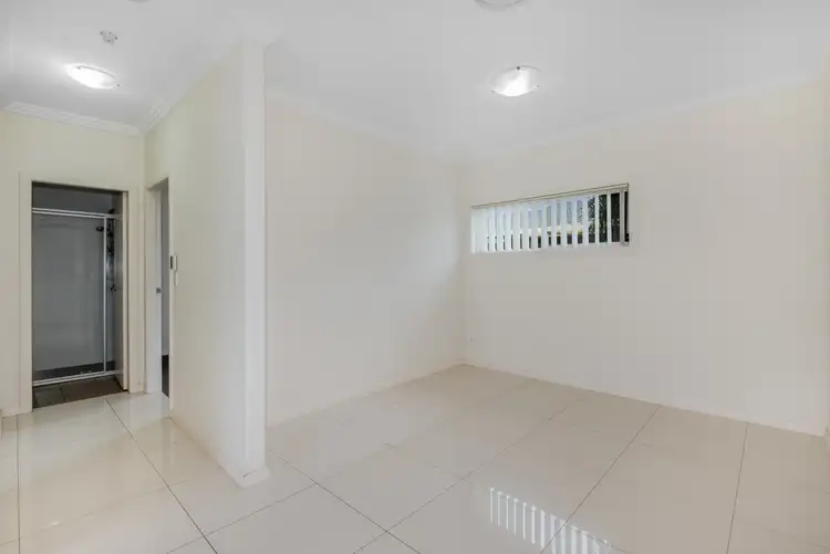 Fourth view of Homely villa listing, 3/181 Targo Road, Girraween NSW 2145