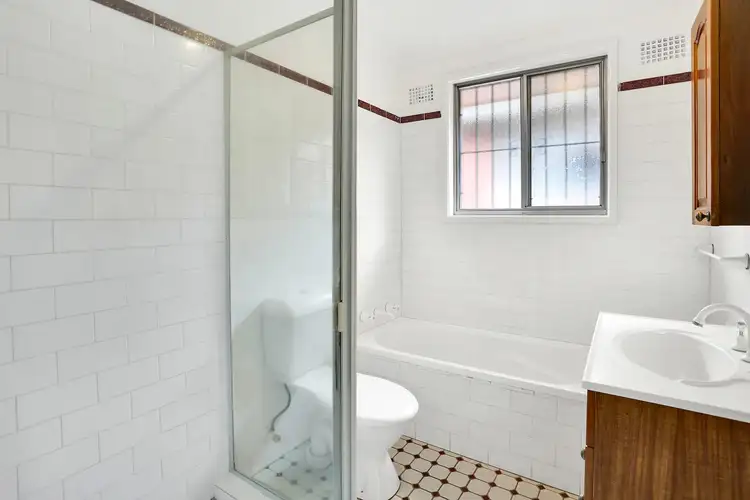 Fifth view of Homely house listing, 84 Lavinia Street, Seven Hills NSW 2147