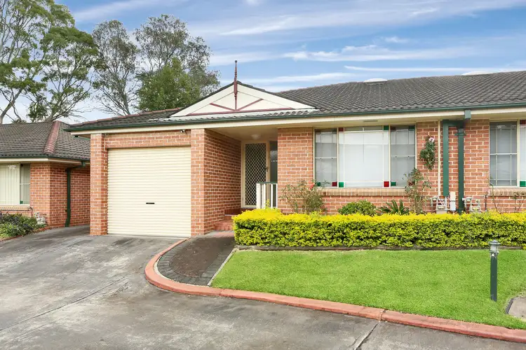 11/6 Binalong Road, Pendle Hill NSW 2145