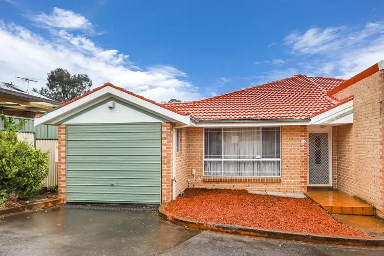 2/4 Tungarra Road, Girraween NSW 2145