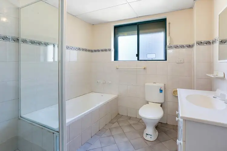 Fourth view of Homely unit listing, 6/234 Targo Road, Toongabbie NSW 2146