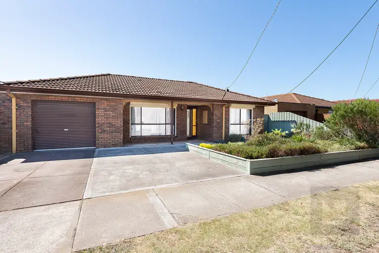 82 Grieve Parade, Altona VIC 3018
