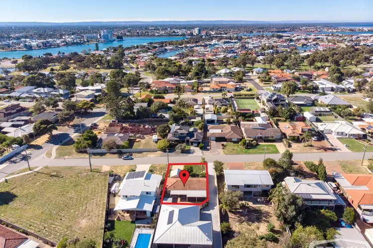 Second view of Homely house listing, 4 Lindley Road, Halls Head WA 6210