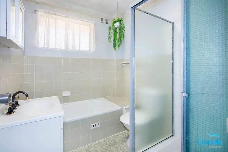 Fifth view of Homely apartment listing, 18/20 Kiora Road, Miranda NSW 2228