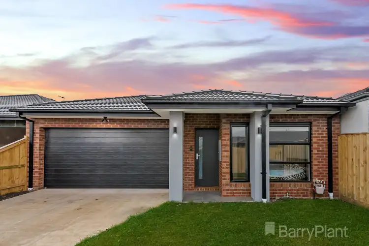 6 Metroon Drive, Weir Views VIC 3338