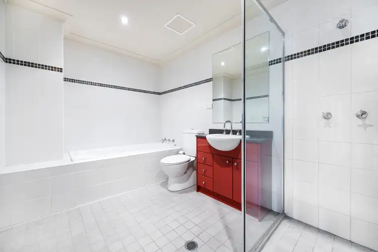 Fourth view of Homely unit listing, 9/28-32 Sturdee Parade, Dee Why NSW 2099