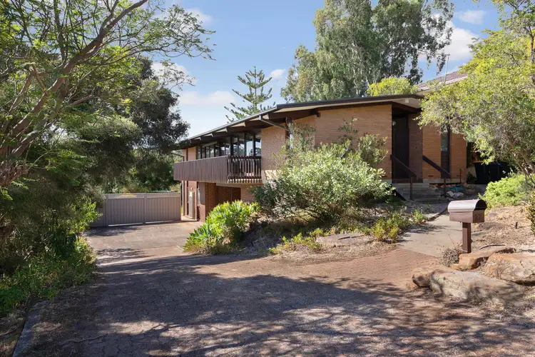 27 Sherwood Avenue, Bellevue Heights SA 5050