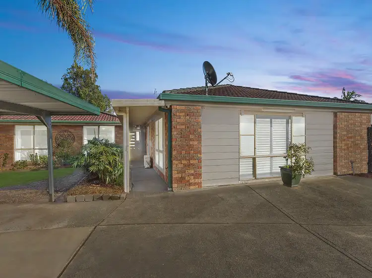 Second view of Homely house listing, 8 Acorn Place, Ourimbah NSW 2258