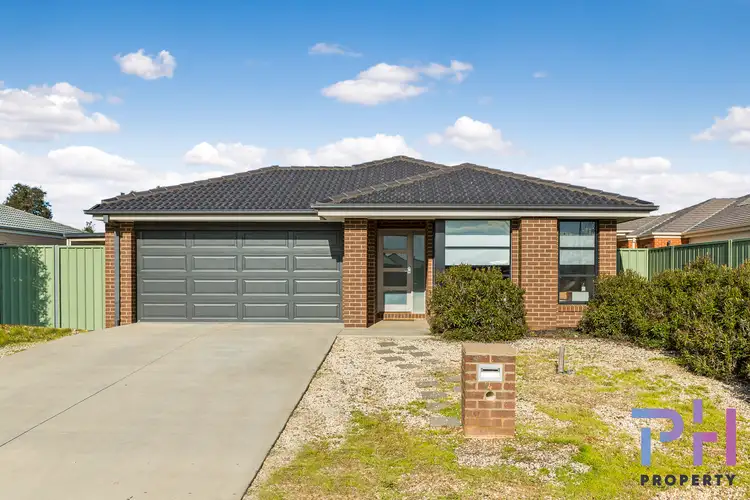 4 Aurora Place, Epsom VIC 3551
