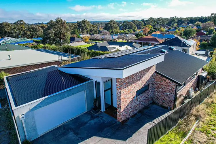 Second view of Homely house listing, 1/18A Elwood Drive, Strathdale VIC 3550