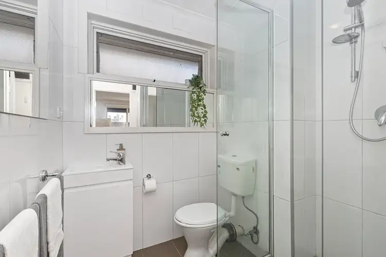 Sixth view of Homely apartment listing, 9/100 Rowena Parade, Richmond VIC 3121