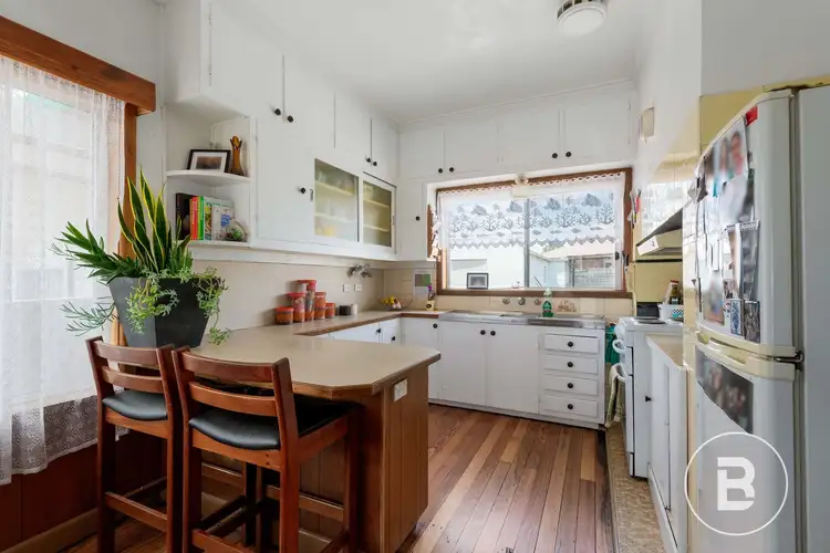 Fifth view of Homely house listing, 2 Shelley Street, Wendouree VIC 3355