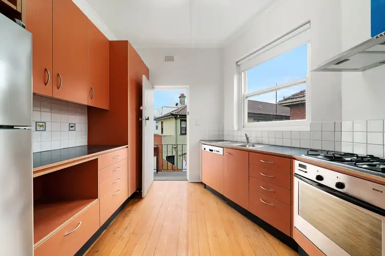 Third view of Homely apartment listing, 3/105 Merton Street, Albert Park VIC 3206