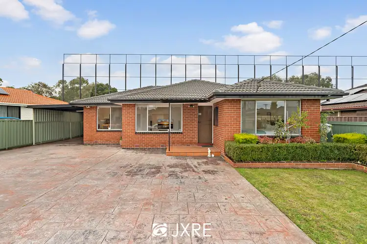 15 Devira Street, Dandenong North VIC 3175