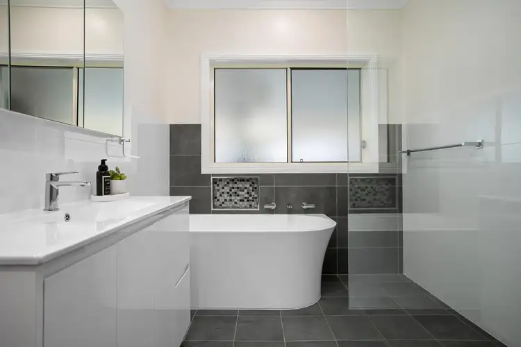 Sixth view of Homely house listing, 7 Kyeema Close, Burradoo NSW 2576