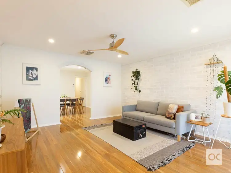 2/4 Woonda Crescent, North Haven SA 5018