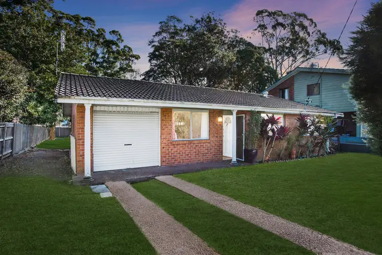 2 Skyline Street, Gorokan NSW 2263