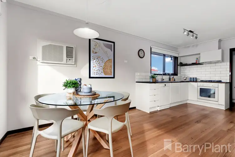 Fifth view of Homely house listing, 3 Daniel Court, Bundoora VIC 3083