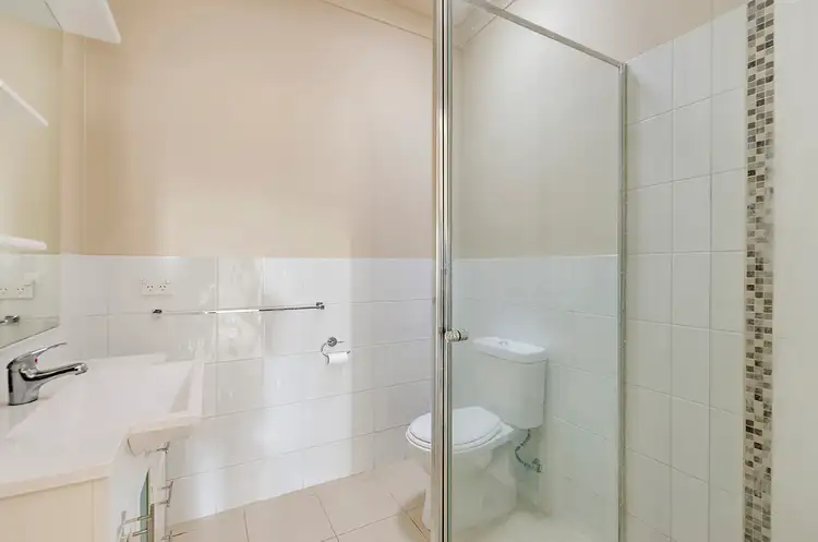Sixth view of Homely unit listing, 7 Lancaster Close, Portland VIC 3305
