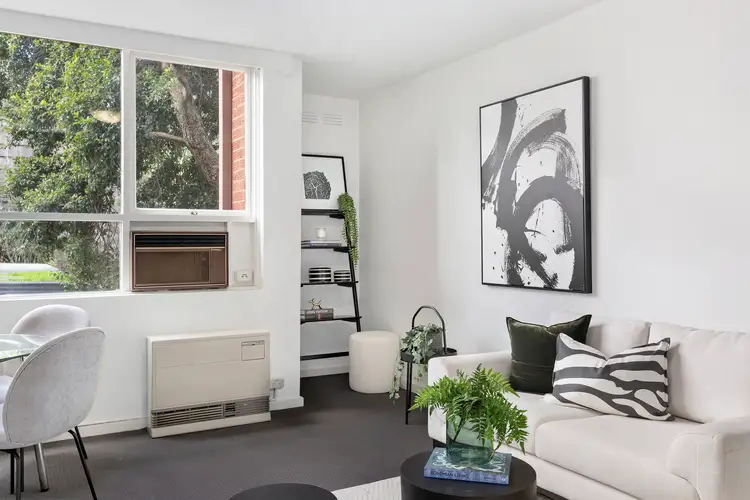 Sixth view of Homely apartment listing, 21/2 The Vaucluse, Richmond VIC 3121