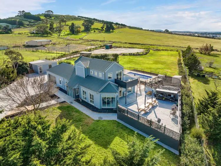 22 Moore Road, Sunbury VIC 3429