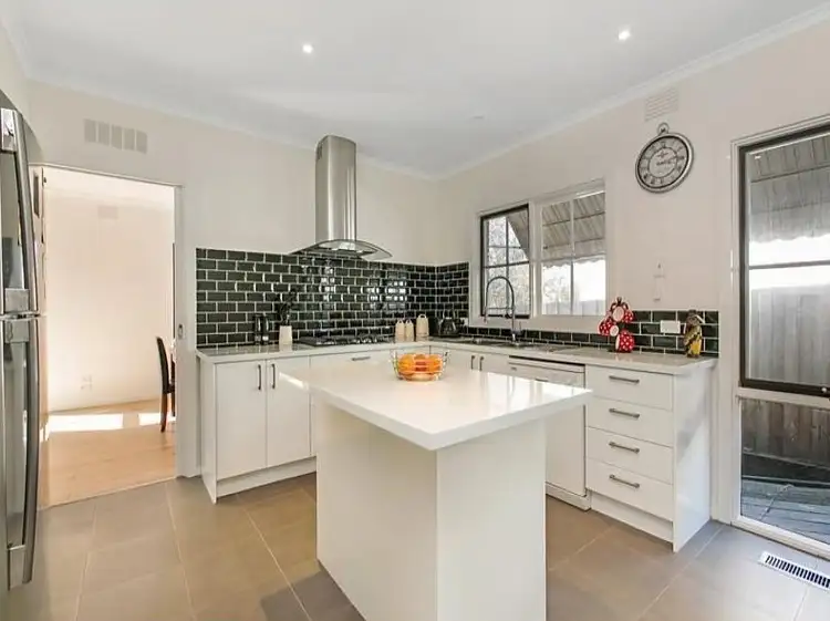 1/20-22 Linacre Road, Hampton VIC 3188