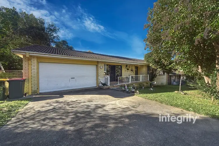 73 Bunberra Street, Bomaderry NSW 2541