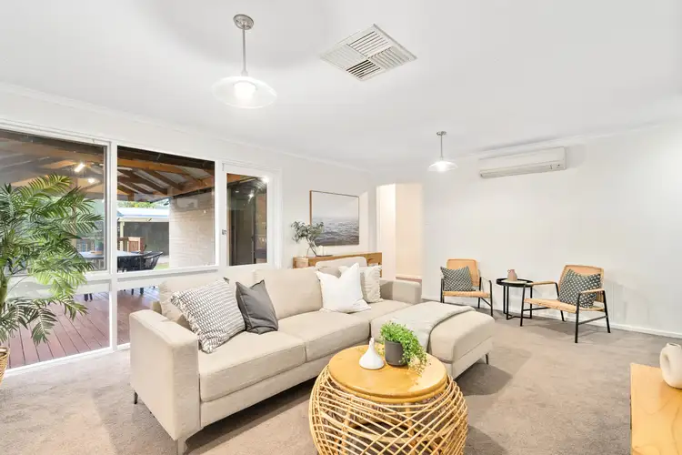 42 Beresford Avenue, Christie Downs SA 5164