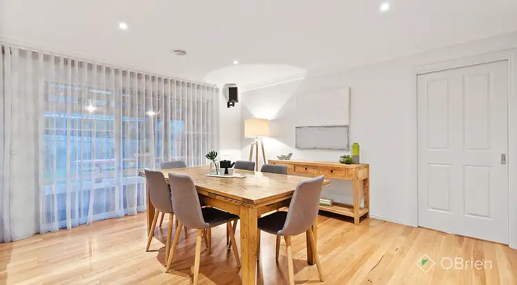 Fifth view of Homely house listing, 16 Eric Court, Langwarrin VIC 3910
