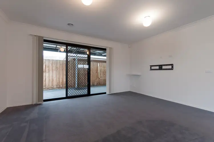 Fifth view of Homely unit listing, 17/9 Warrenwood Place, Langwarrin VIC 3910