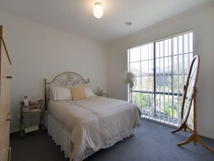 Fourth view of Homely unit listing, 4/9 Warren Wood Place, Langwarrin VIC 3910