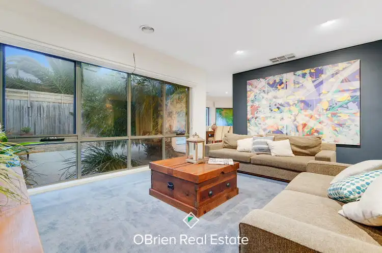 Fifth view of Homely house listing, 4 Heatherwood Grove, Langwarrin VIC 3910
