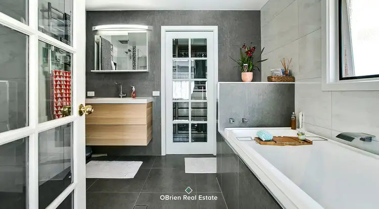 Sixth view of Homely house listing, 3 Agnes Court, Langwarrin VIC 3910