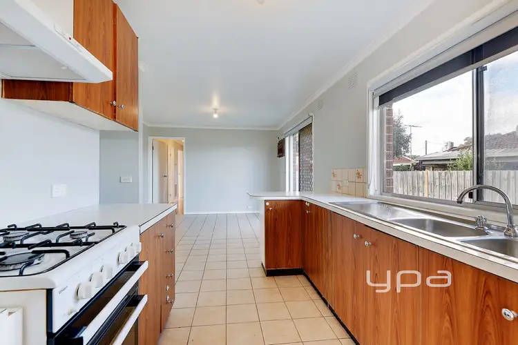 Sixth view of Homely house listing, 33 Cassandra Drive, Gladstone Park VIC 3043