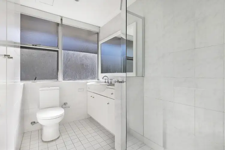 Fourth view of Homely apartment listing, 34/1 Holdsworth Avenue, Elizabeth Bay NSW 2011