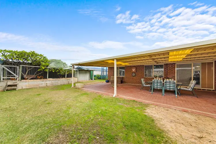 Fourth view of Homely house listing, 2 Wildflower Close, Singleton WA 6175